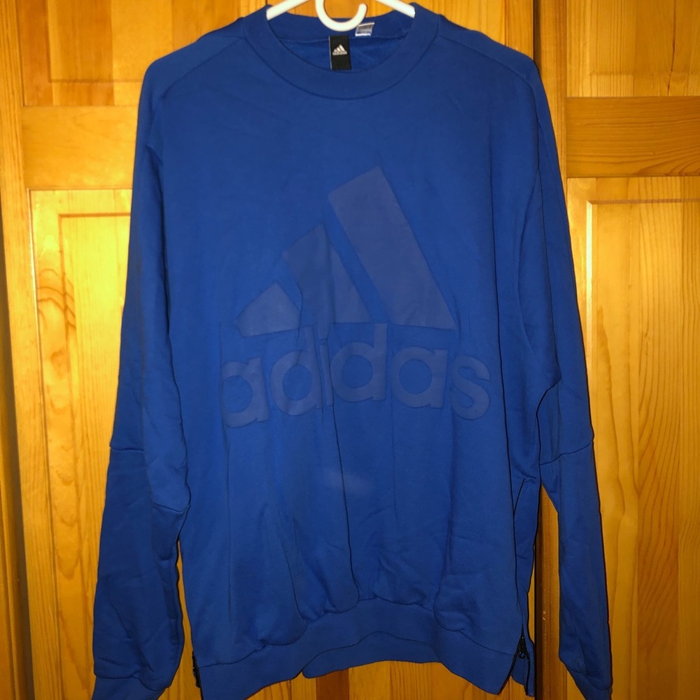 Adidas crewneck